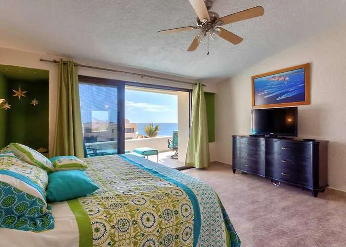Beach&oceanfront Terrasol Condo, 2 Pools&patio