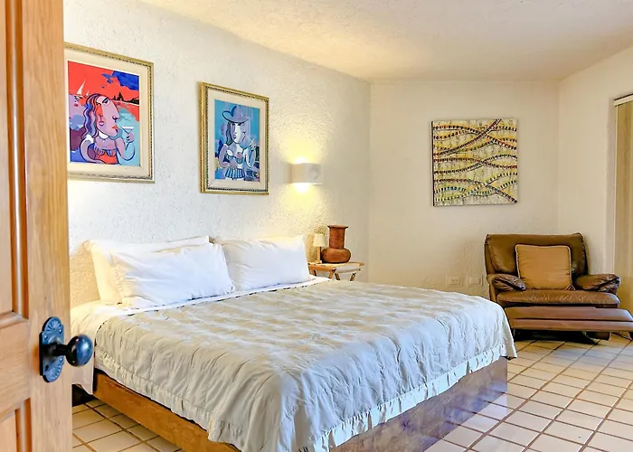 Beach&oceanfront Terrasol Condo, 2 Pools&patio *