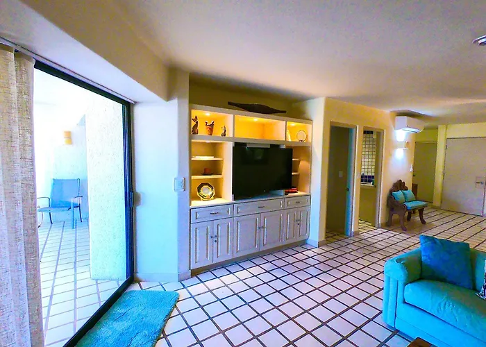Beach&oceanfront Terrasol Condo, 2 Pools&patio * Cabo San Lucas