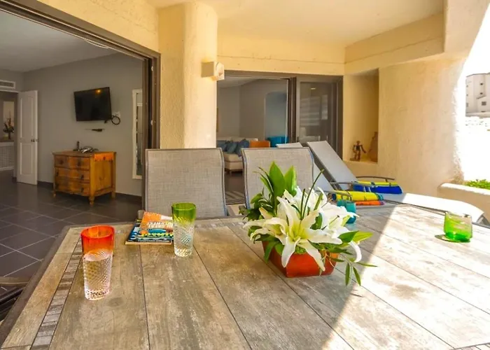 Beach&oceanfront Terrasol Condo, 2 Pools&patio