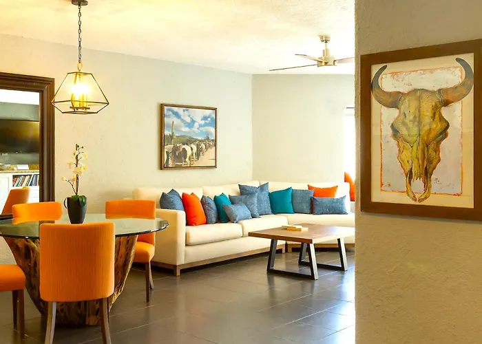 Beach&oceanfront Terrasol Condo, 2 Pools&patio