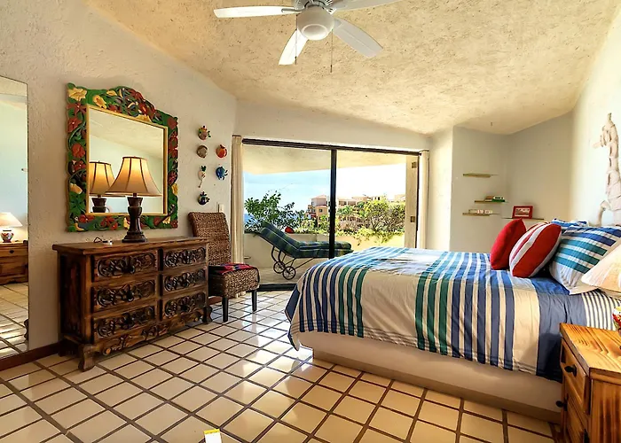 Beach&oceanfront Terrasol Condo, 2 Pools&patio